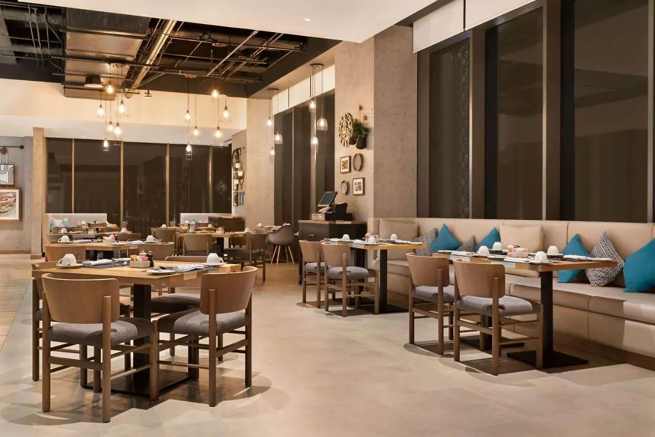 *** Hotel Mercure Dubai Gold District Vereinigte Arabische Emirate