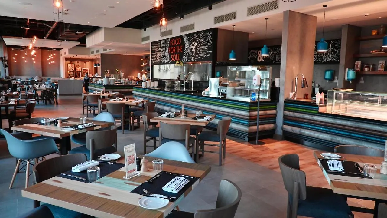 Mercure Dubai Gold District Hotel